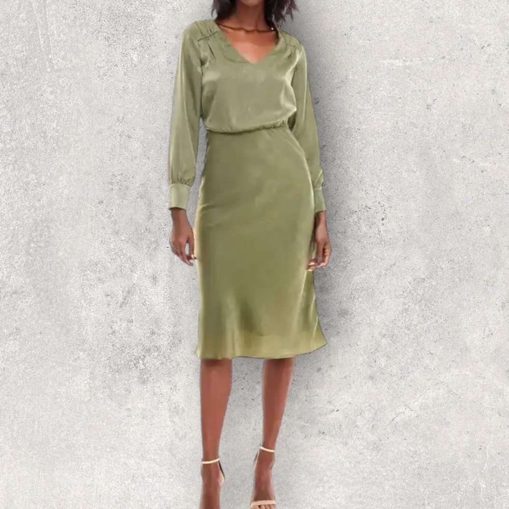 Socialite Bias Cut Long Sleeve Midi Dress Loden Green Size Small